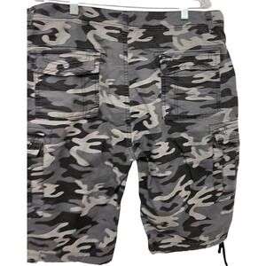 Camo Cargo Shorts Gray Casual Outdoor Utility Shorts‎ Sz 38 Ring of Fire Pockets